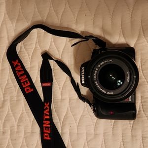 Pentax K100D 6.1 Digital Camera